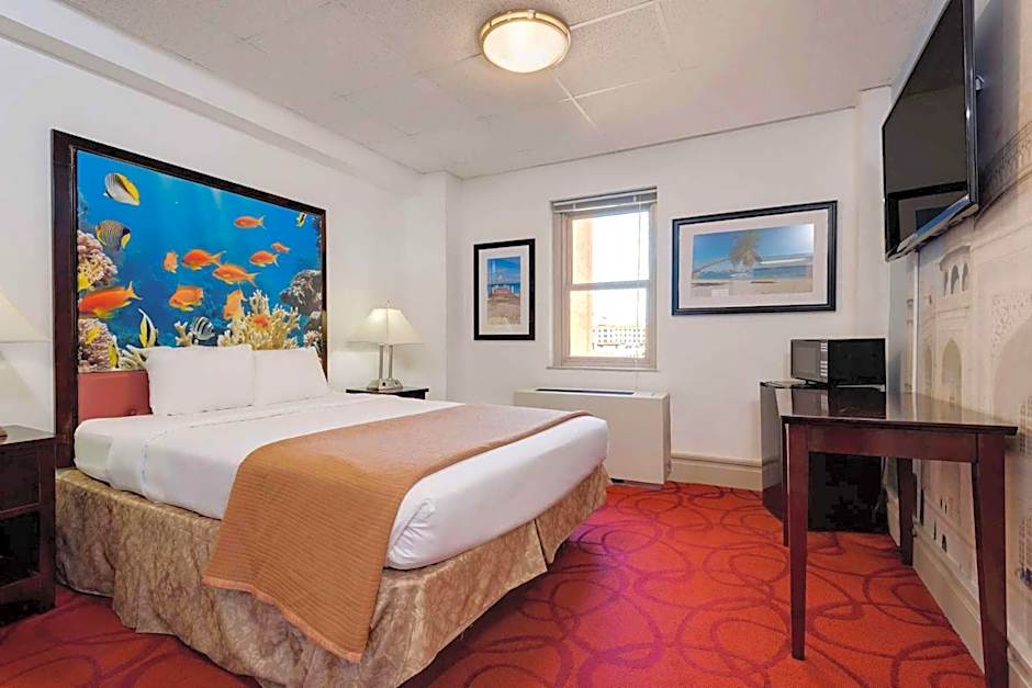 Madison Hotel Boardwalk