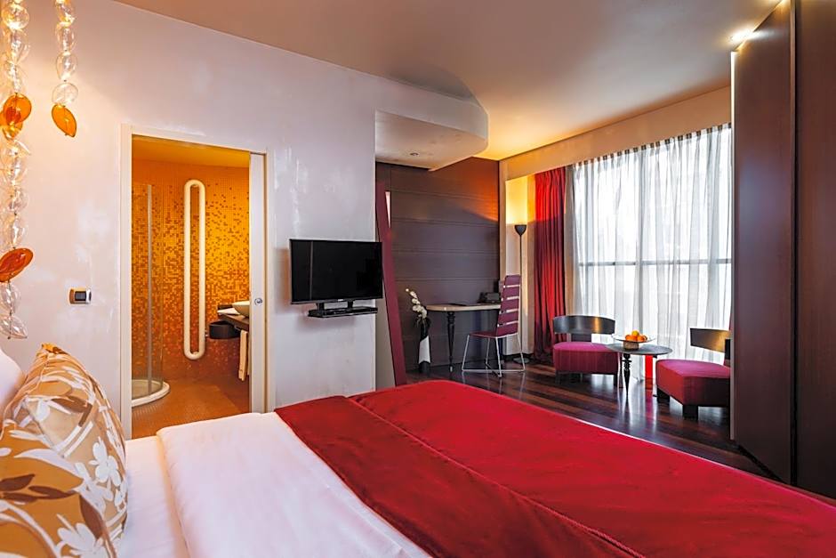 Les Fleurs Boutique Hotel