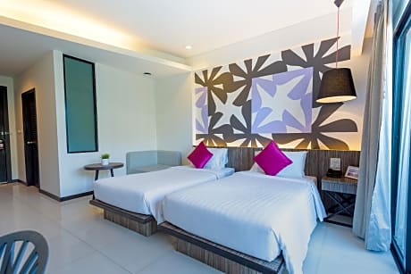 Deluxe City View Twin