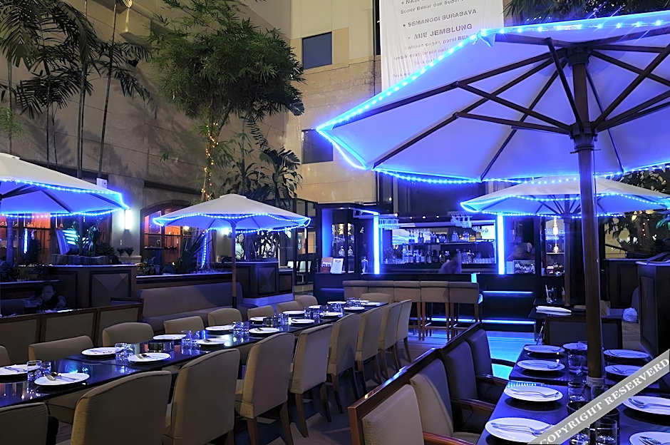 Surabaya Suites Hotel Powered by Archipelago