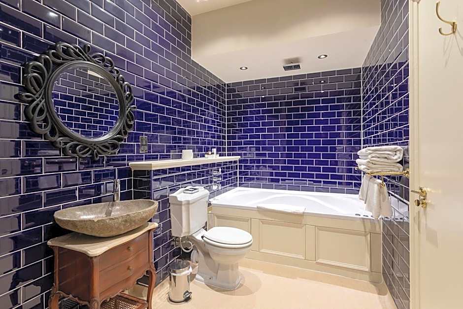 The Coal Exchange Hotel