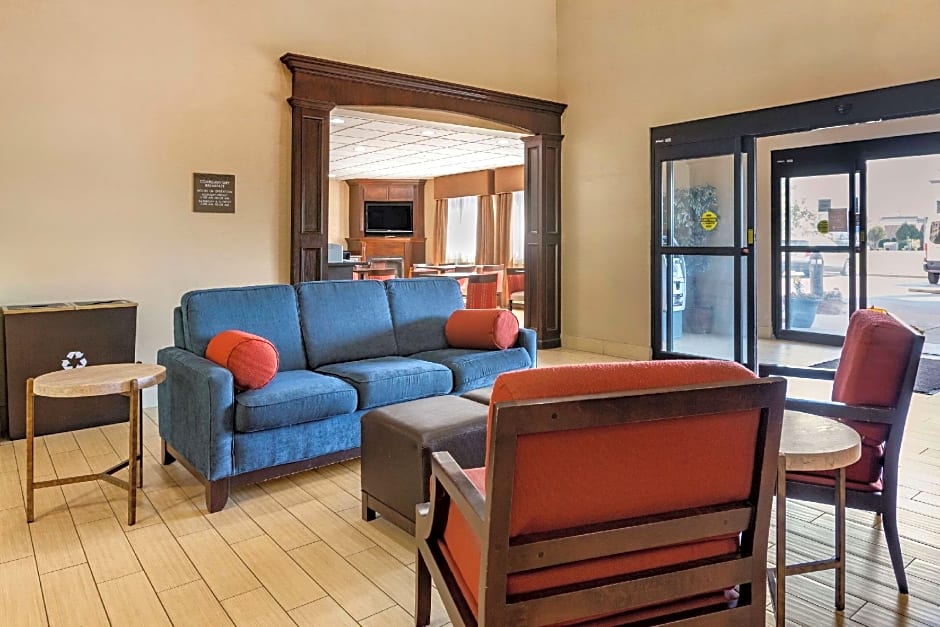 Comfort Inn Warren - Detroit North