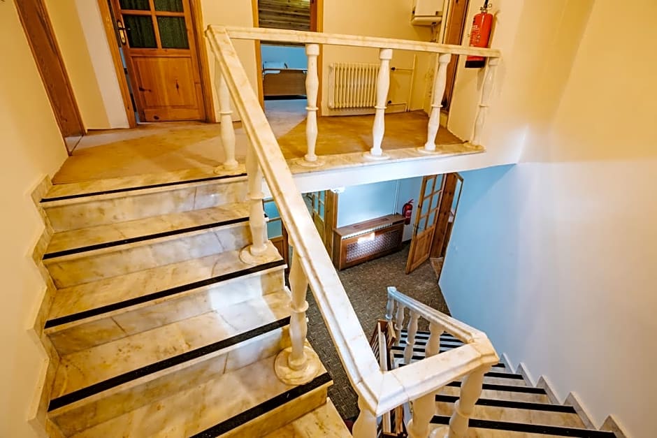 Poi Oberj Kartalkaya By Karpalas