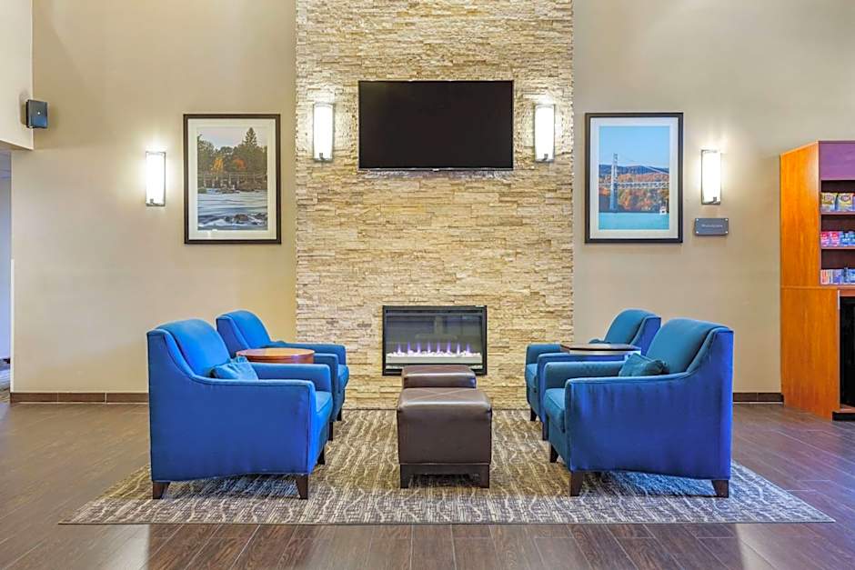 Comfort Suites Dover