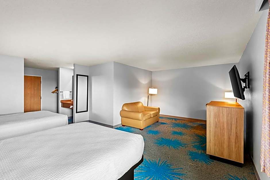 Days Inn by Wyndham Carroll