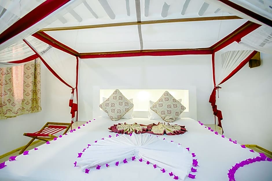 AHG Dream's Bay Beach Hotel - Adults Only