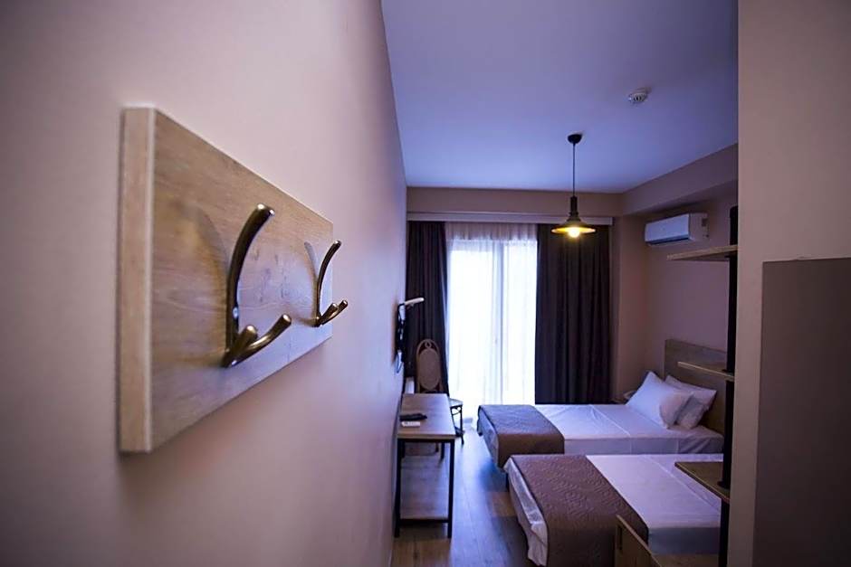 Hotel N16