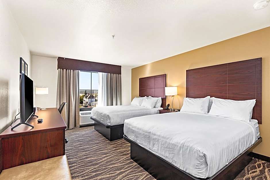 Cobblestone Hotel & Suites - Superior Duluth