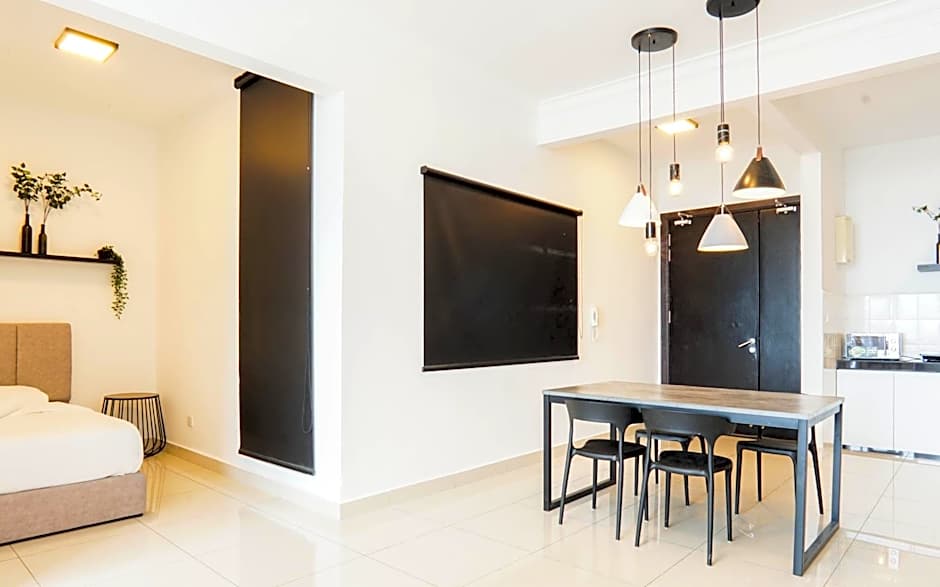 Boulevard Service Apartment KL by Airhost