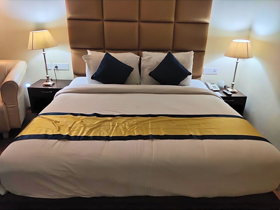 Days Hotel Jalandhar Jyoti Chowk