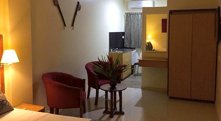 Victoria Palms Hotel