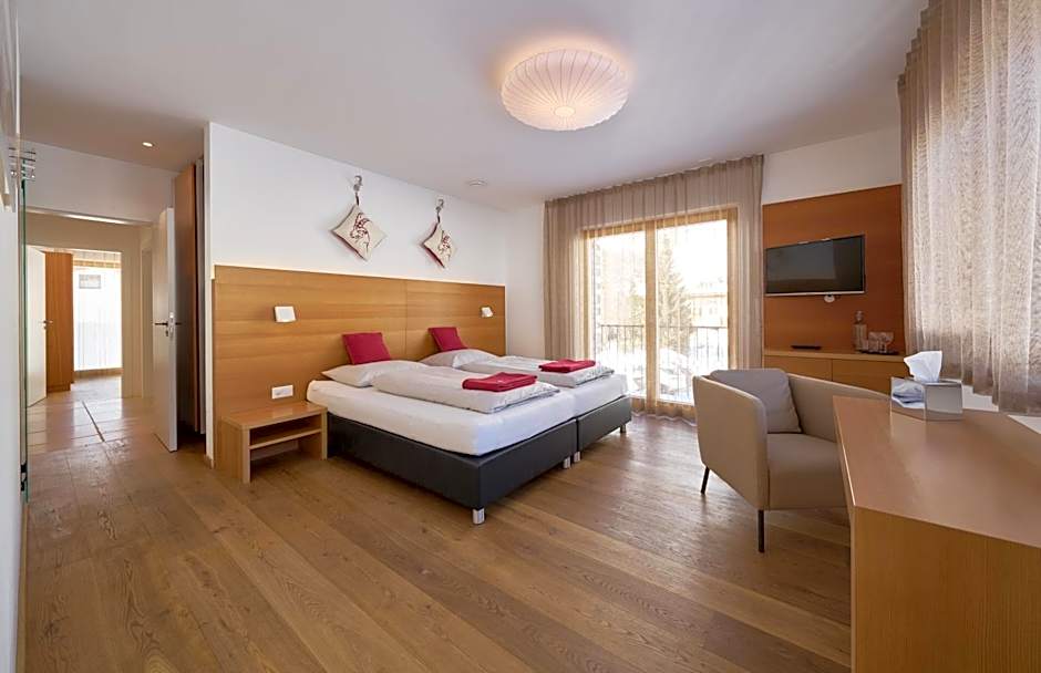 Grischuna Mountain Lodge