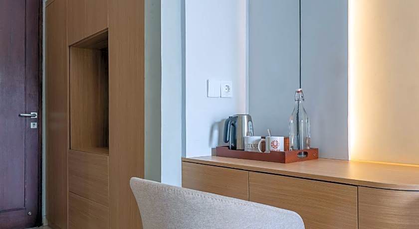 U Tube Hotel and Spa