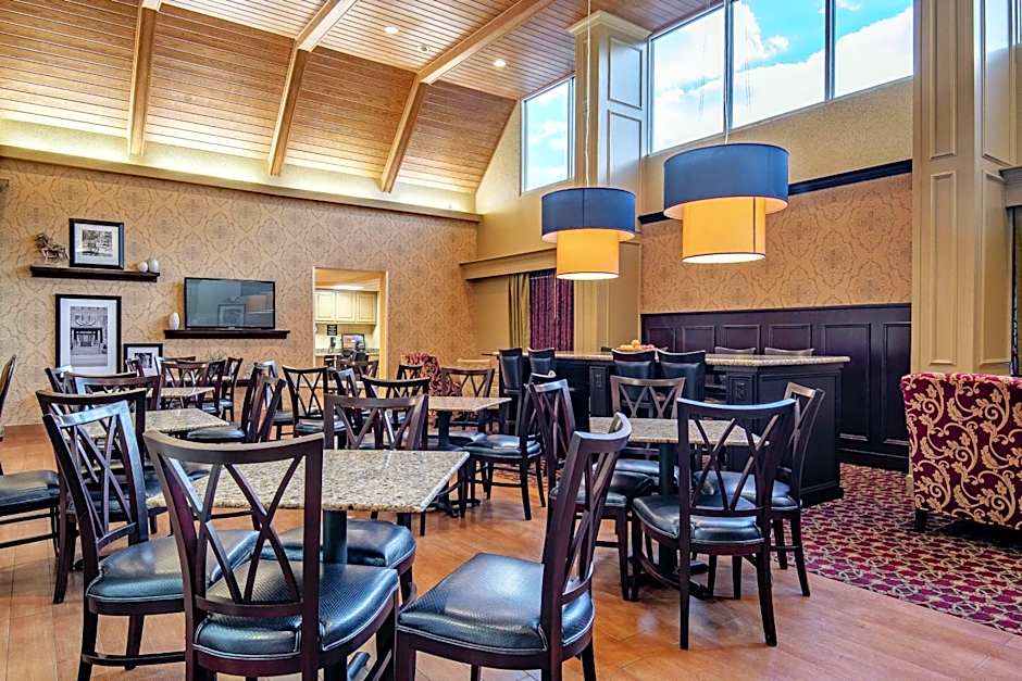 Hampton Inn By Hilton And Suites Williamsburg-Richmond Rd.