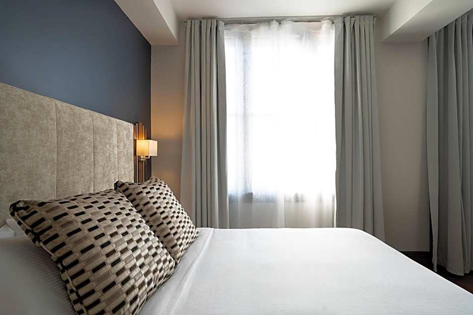 The Esquire Hotel Downtown Gastonia, an Ascend Collection Hotel