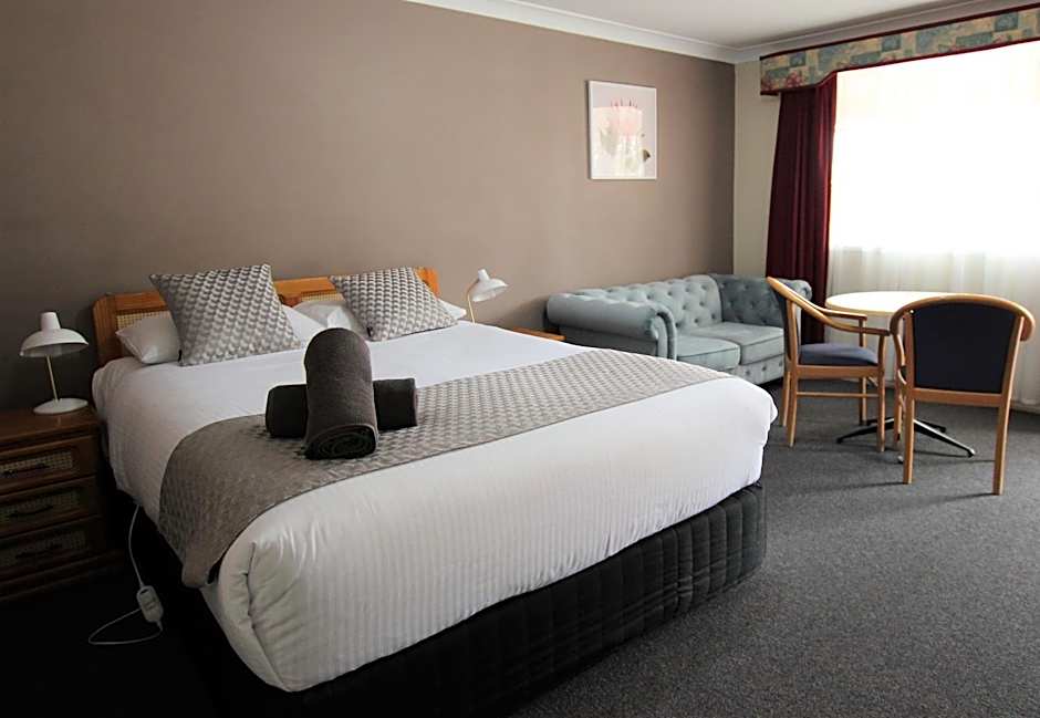 Highlands Motor Inn