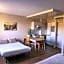Kyriad Hotel Montpellier Centre Antigone