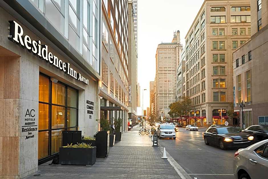 Residence Inn by Marriott Dallas Downtown