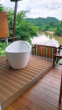 Quadruple Room with Terrace