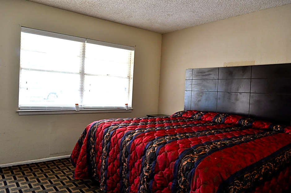 Andrews Motor Inn
