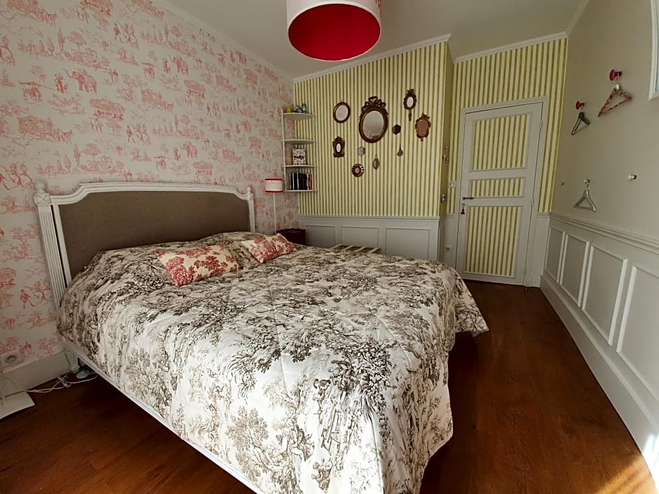 Chez Pépé Merle - Chambres d'hôtes au cœur de Paris