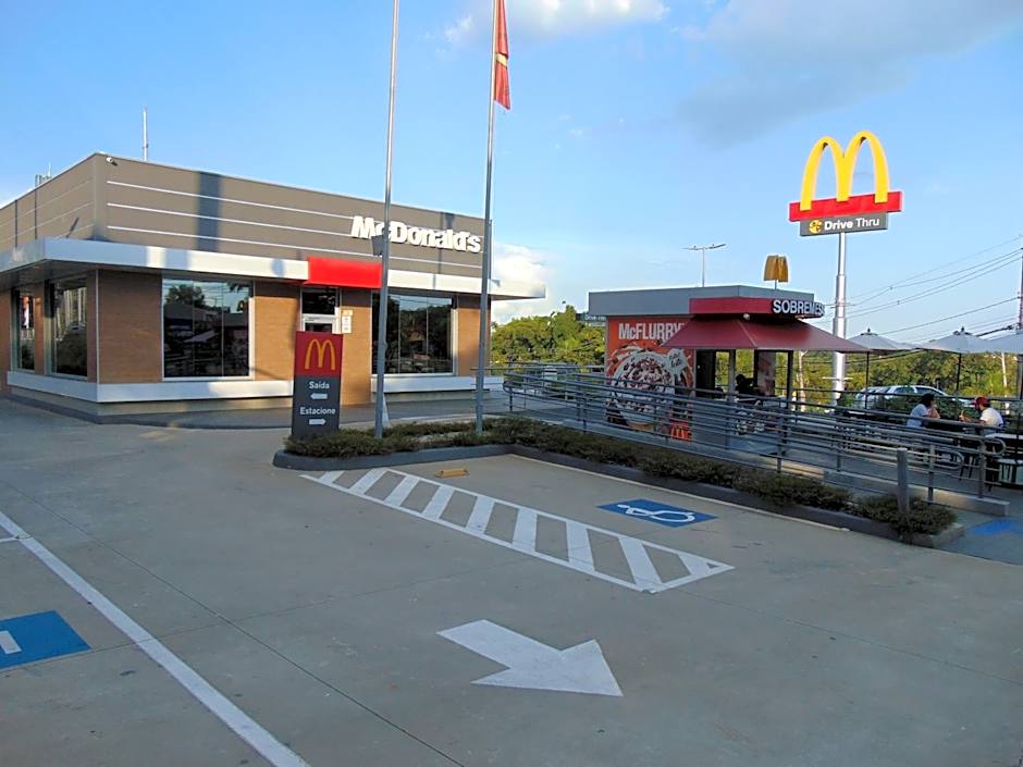 Deck Hostel Taquaral