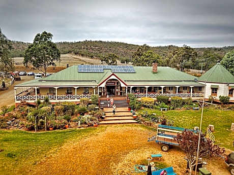 Bestbrook Mountain Farmstay