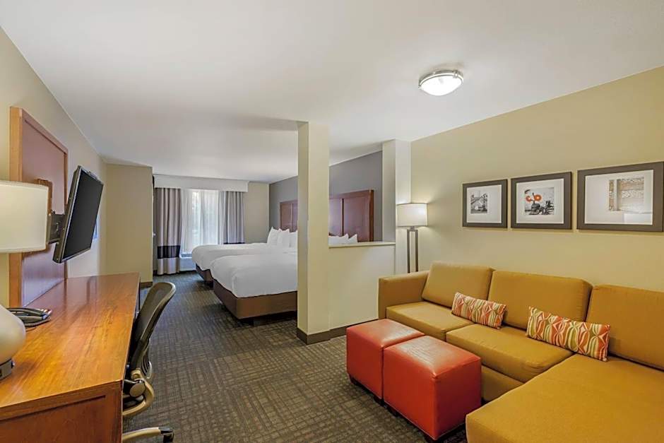 Comfort Suites Loveland Johnstown