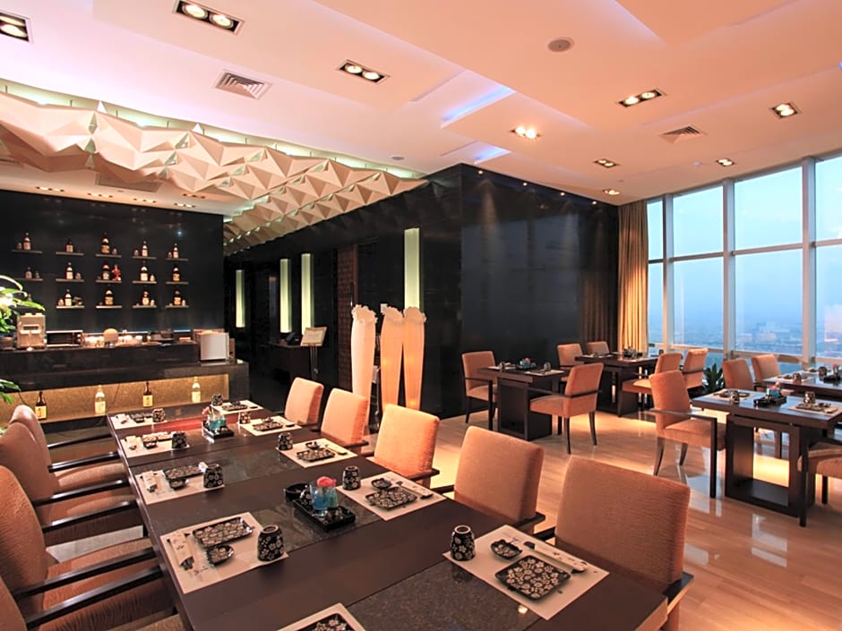 HJ International Hotel