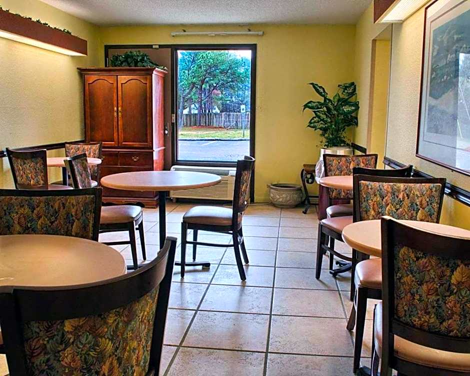 Rodeway Inn Richmond West End