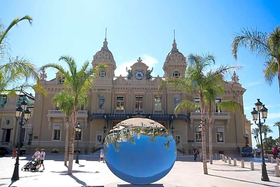 *Nouveau* Monte Carlo Riviera avec Parking