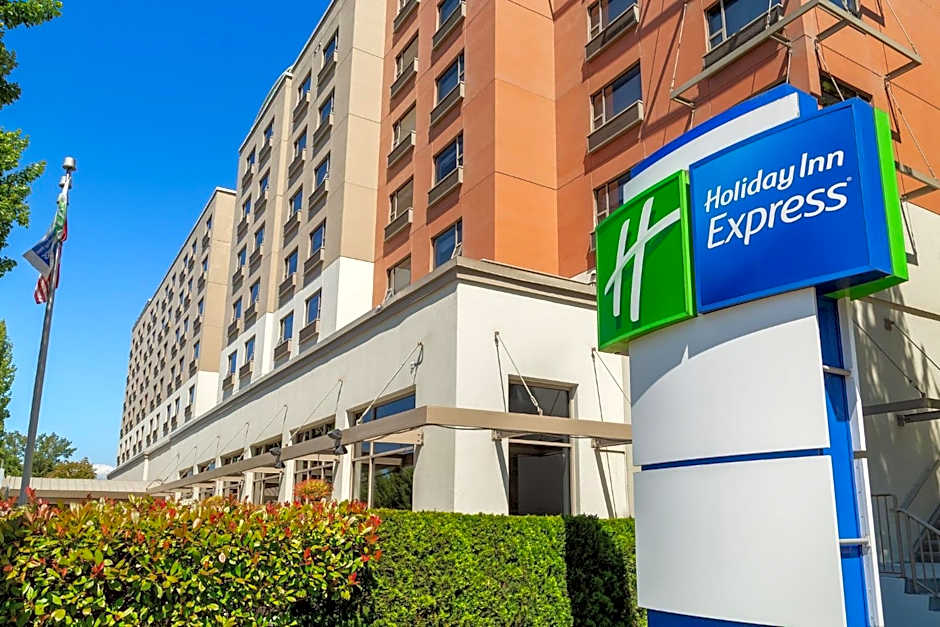 Holiday Inn Express Vancouver Airport-Richmond By IHG