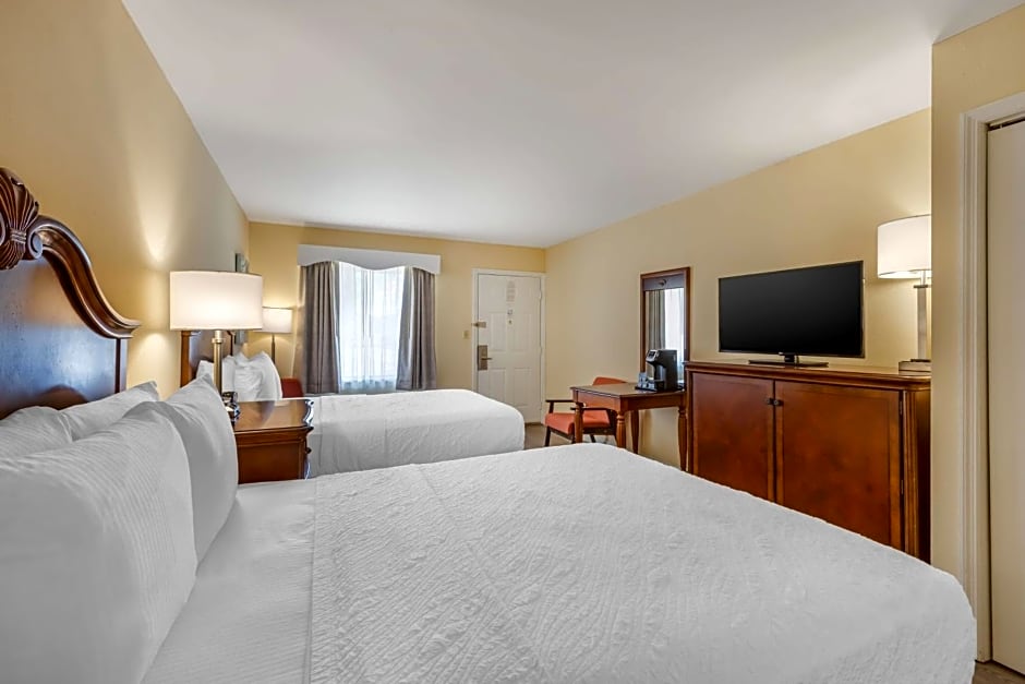 Best Western Plus Santee Inn