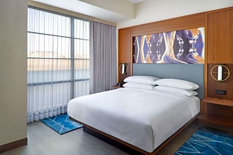King Suite with Sofa Bed - Club Level