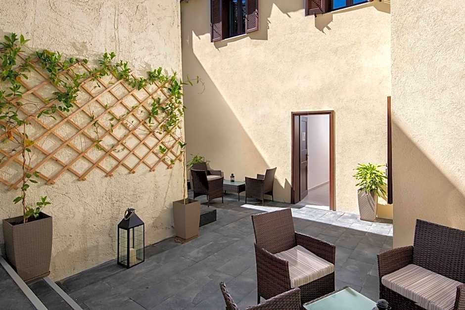 Old Town Senses Boutique Hotel