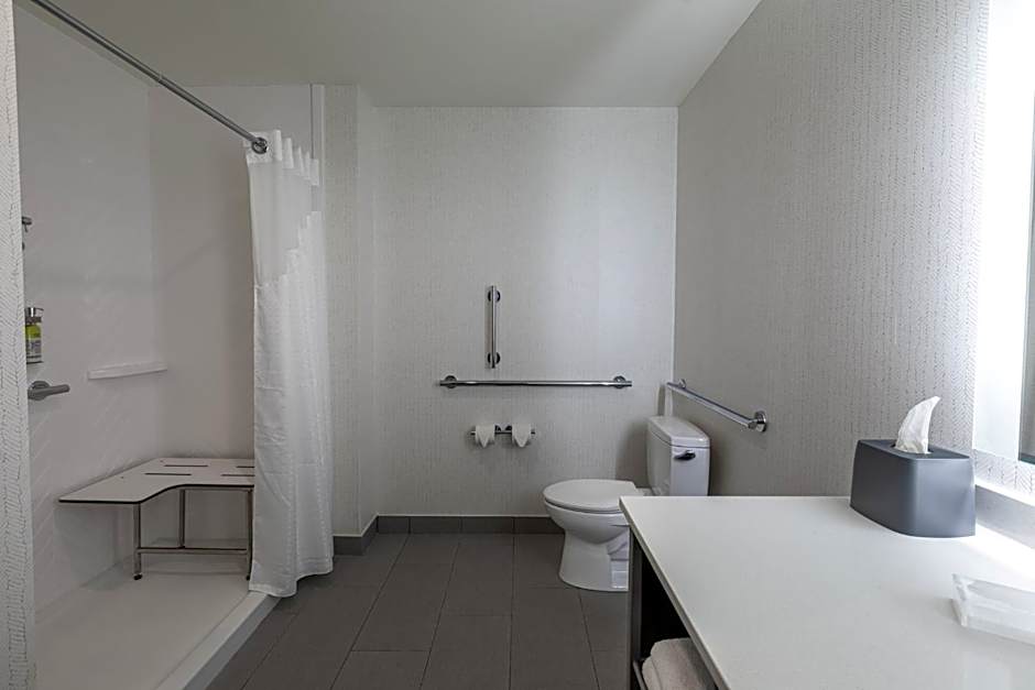 Holiday Inn Greenville - Woodruff Road By IHG