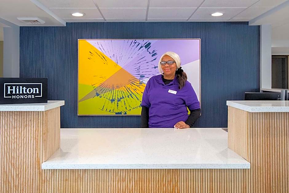 Spark by Hilton Rochester University Area