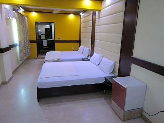 Regalia Inn – Karachi, TX