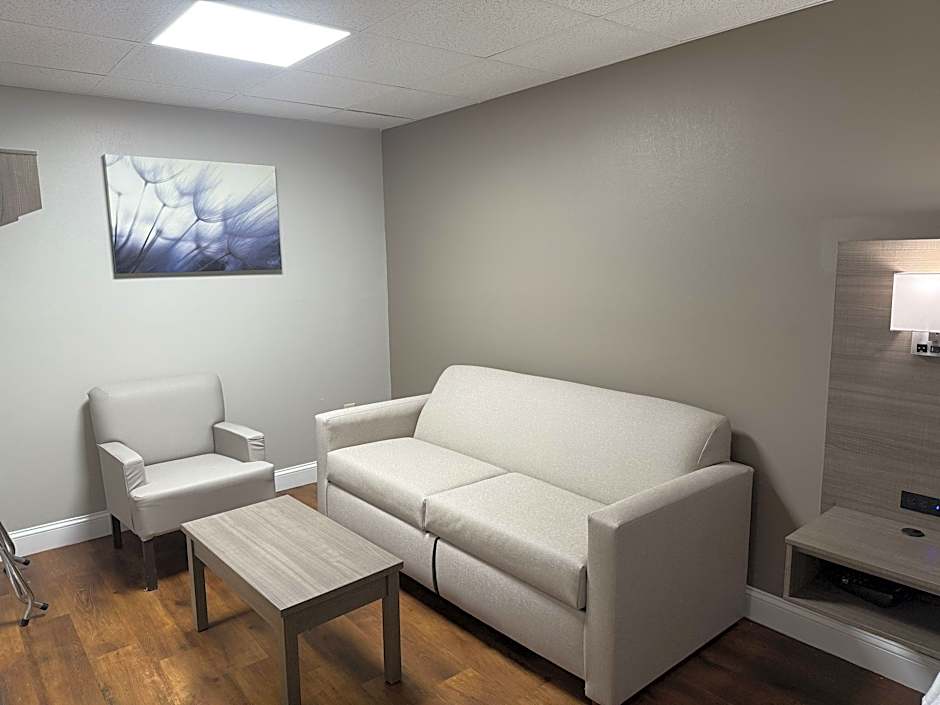 Red Roof Inn & Suites Swansea