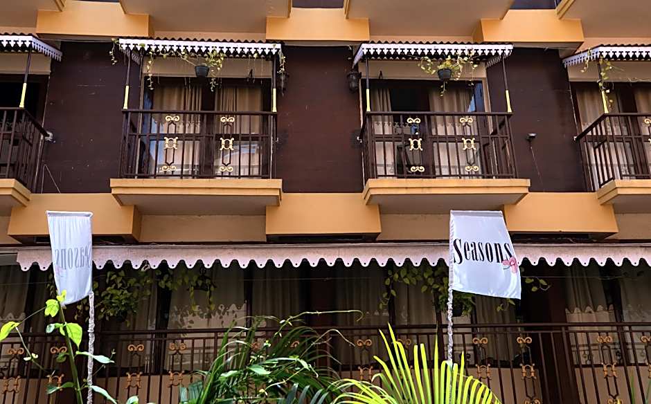 Seasons Hotel & Spa