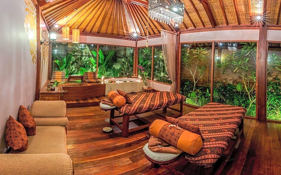 DISINI Luxury Spa Villa