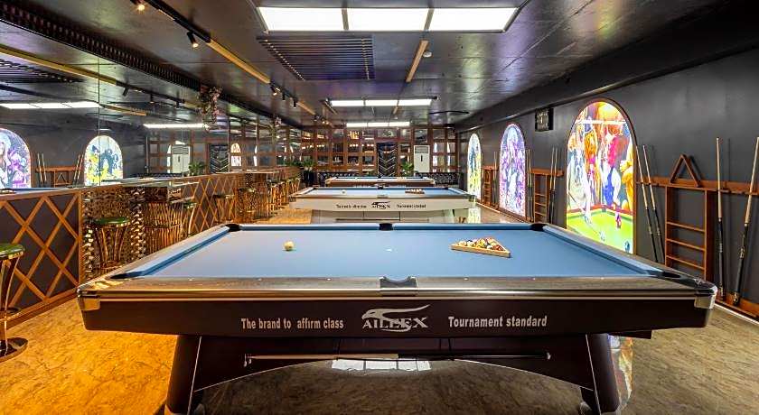 Diamond Luxury Hotel