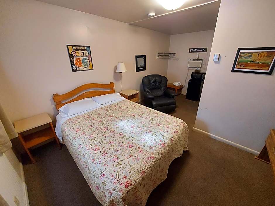 Cactus Inn