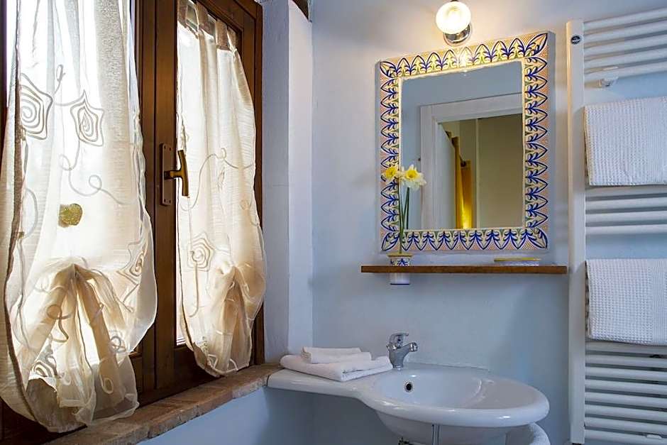 B&B With Pool and View of Assisi