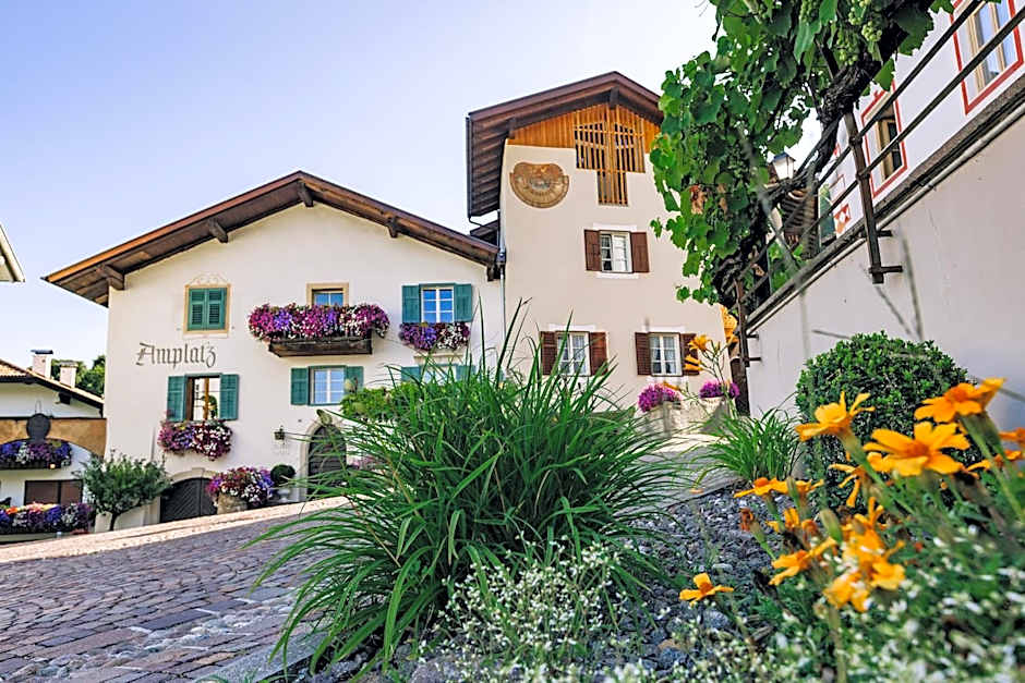 Amplatz 1523 - B&B and Suites