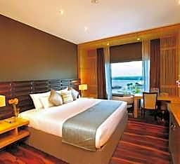 Premium Lake View
