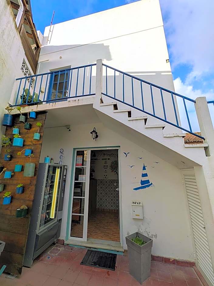 Orange3 Hostel