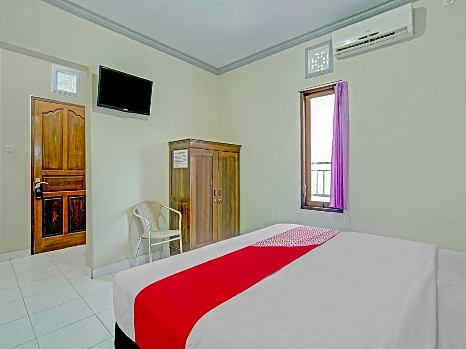 OYO 90520 Kuta Family Guest House