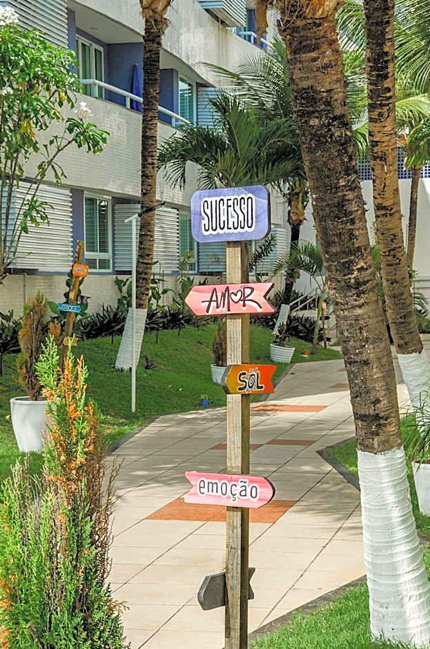 Suíte PÉ NA AREIA com PISCINA, WIFI e ESTACIONAMENTO em PONTA NEGRA