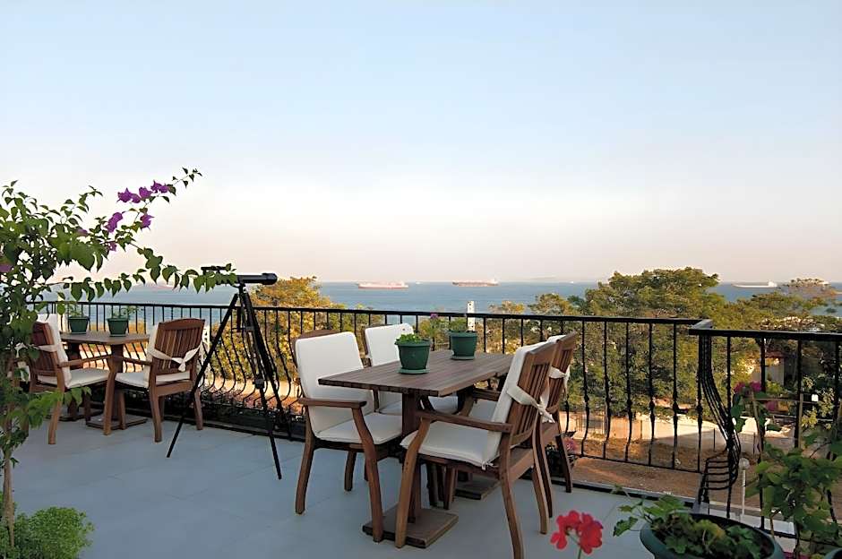 Queen Seagull Boutique Hotel